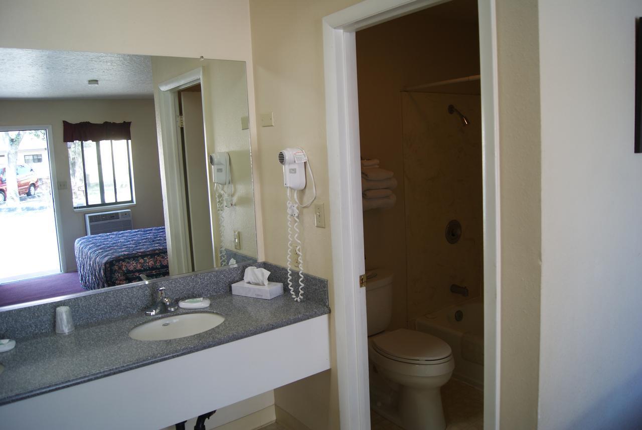 Cottonwood Travelers Motel מראה חיצוני תמונה